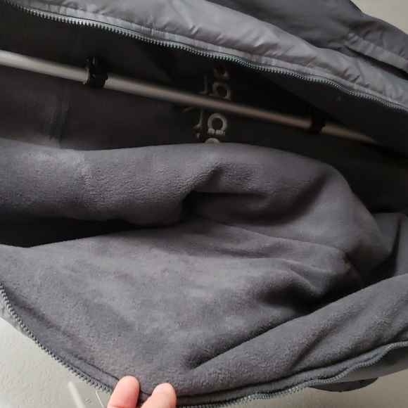 Silver performance jacket - Picture 3 of 11